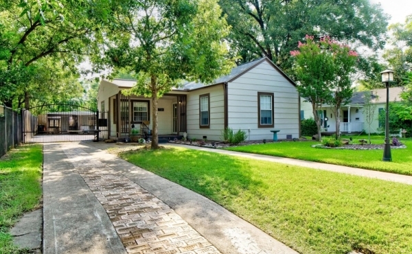 736 Northwood Rd