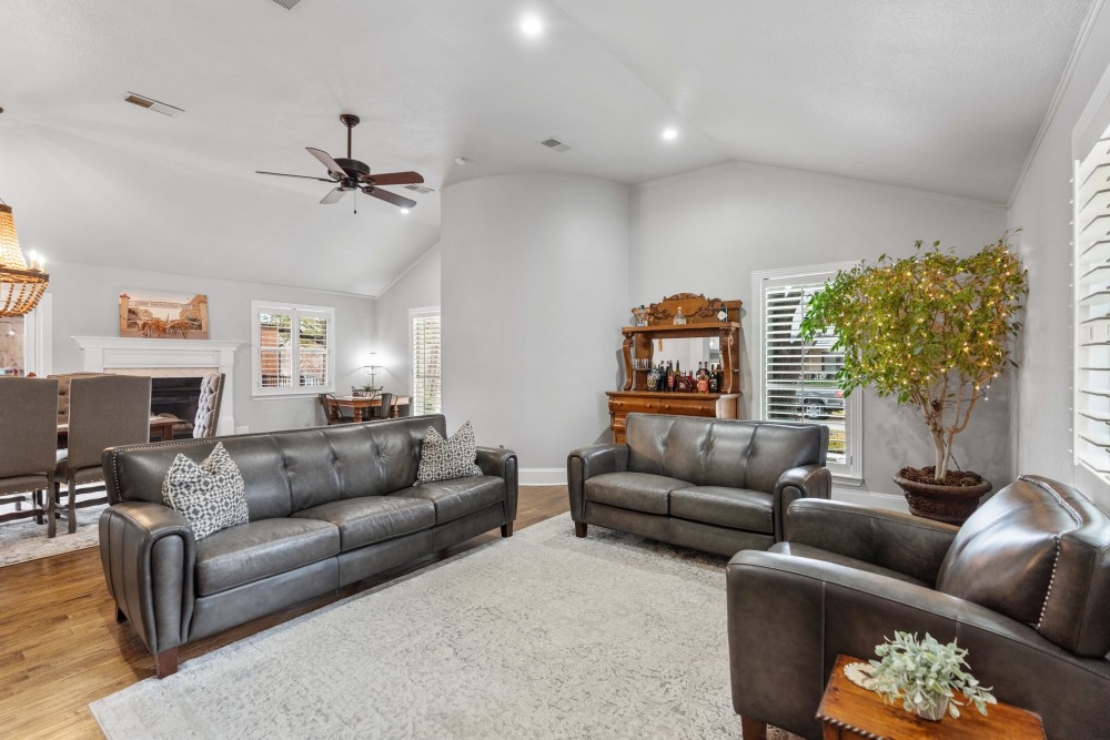 4008_W_7th_St_-_03_4008_W_7th_St65ab2b79ceeb2