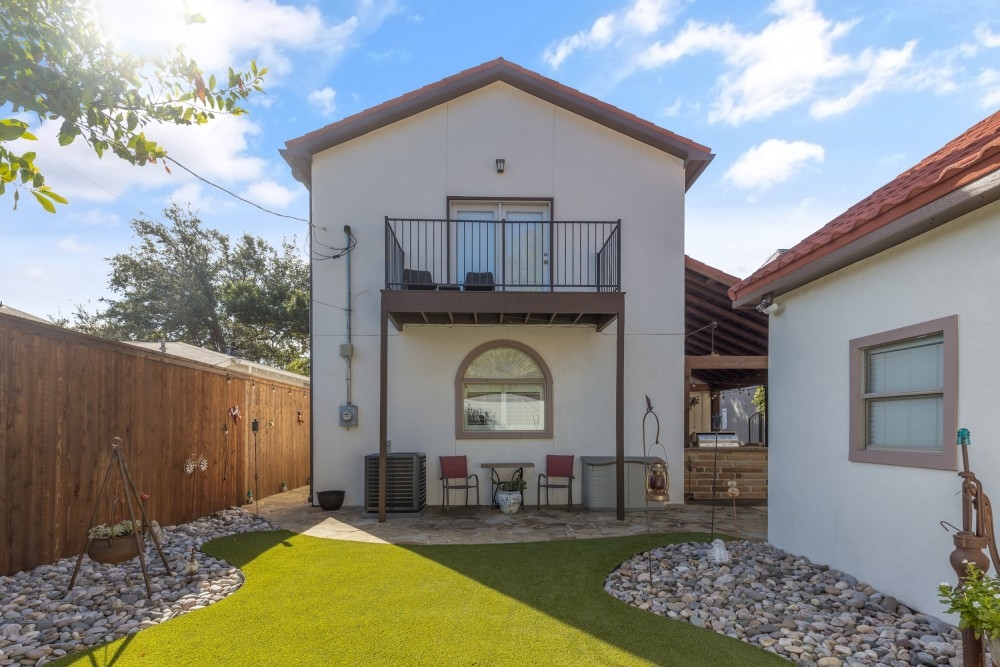 07-4008_W_7th_St_Final-7_4008_W_7th_St65ab2b7e9a46c