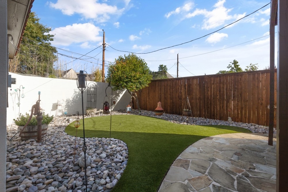 17-4008_W_7th_St_Final-17_4008_W_7th_St65ab2dab38771