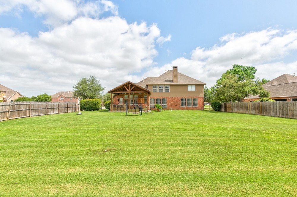 800 Weybridge Lane